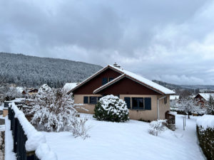 MAISON SOIGNEE, 130 M², HABITABLE DE PLAIN PIED, TERRAIN CLOS