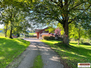 PROPRIETE 410 M² 7 CHBRES AV SALLE DEAU RESPECTIVE. TERRAIN 2 HECTARES ET PLAN D’EAU CLOSE
