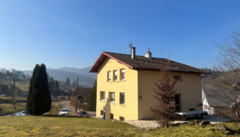 BELLE MAISON DE 158.29M2 AVEC ETANG IDEALEMENT PLACE SUR LA COMMUNE DE SAINT MAURICE SUR MOSELLE