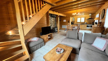 A 1 KM DU CENTRE ! CHALET 5 PIECES 2 SALLES D’EAU