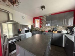 BELLE MAISON FAMILIALE PROCHE DU CENTRE VILLE DE SAINT MAURICE SUR MOSELLE