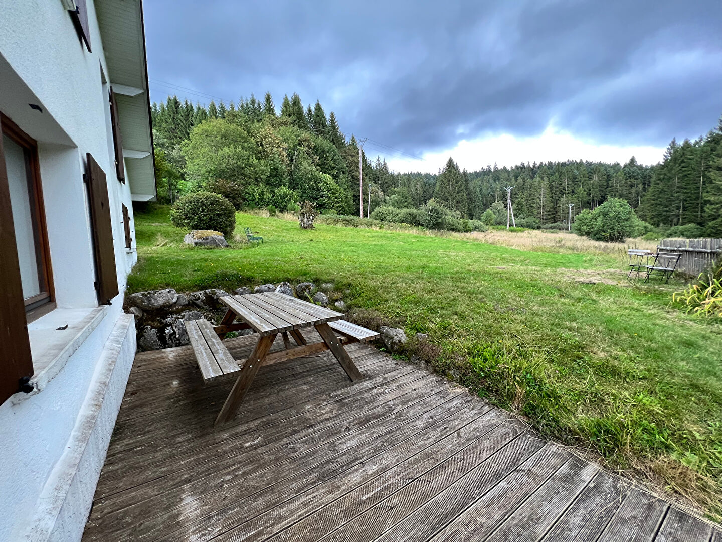 proche-gerardmer-maison-a-lecart-du-village-avec-1-5-hectare-de