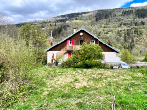 AU COEUR DU MASSIF DES HAUTES VOSGES SUPERBE APPARTEMENT DE 5 CHAMBRES