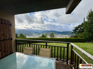 APPARTEMENT AVEC TERASSE ET UNE VUE IMPRENABLE !