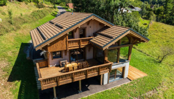CHALET NEUF DE PLUS DE 200 M² ! JACCUZZI SAUNA CHALET NEUF DE PLUS DE 200 M² ! JACCUZZI SAUNA