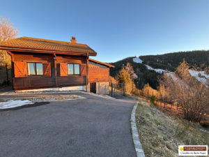CHALET VUE PISTES – ENSOLEILLE DU MATIN AU SOIR