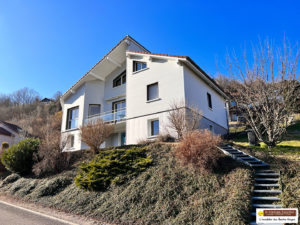 EXCLUSIF ! MAISON RECENTE PROCHE CENTRE LA BRESSE