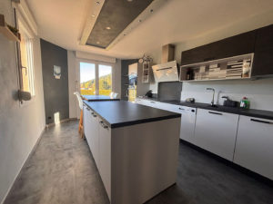 Spacieuse maison familiale avec vue sur la vallée !