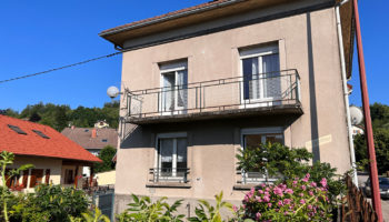 MAISON DE VILLE 160 m² avec DOUBLE GARAGES ET TERRAIN