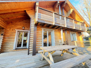 Chalet d&rsquo;exception en rondins ! RARE A LA VENTE