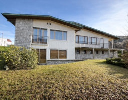 LA BRESSE MAISON COSSUE 200 m² 7 PIECES