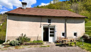 COMPROMIS SIGNE !  FRESSE SUR MOSELLE  ! FERME VOSGIENNE