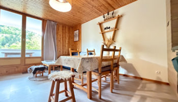 Votre cocon au pied des pistes avec double balcon
