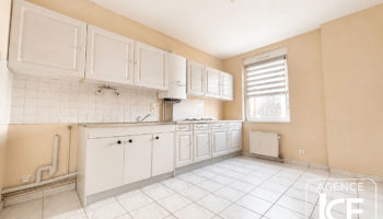 GÉRARDMER APPARTEMENT 3 PIÈCES EN RDC AVEC CAVE ET PARKING PRIVATIF