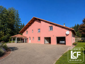 SPACIEUSE MAISON DE 240 m² , EXPOSITION SUD ET BELLE VUE