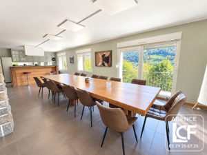 COTEAU SUD A PROXIMITE DU CENTRE MAISON 9 PIECES